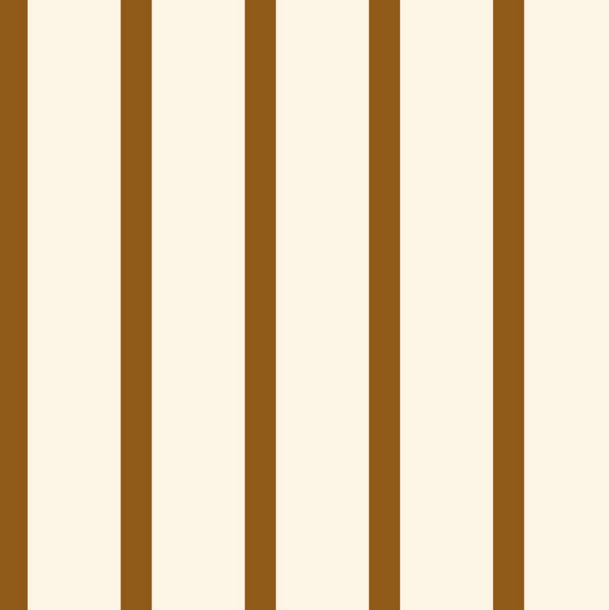 Gros plan sur le motif à rayures verticales brun camel et crème du papier peint modèle Jane.