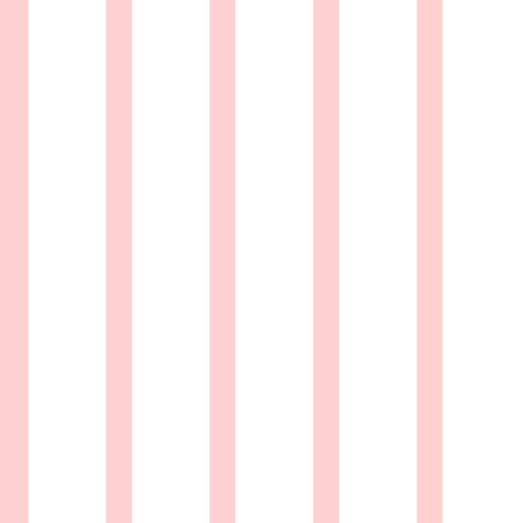 Gros plan sur le motif à larges rayures verticales rose pâle et blanches du papier peint Rosie.